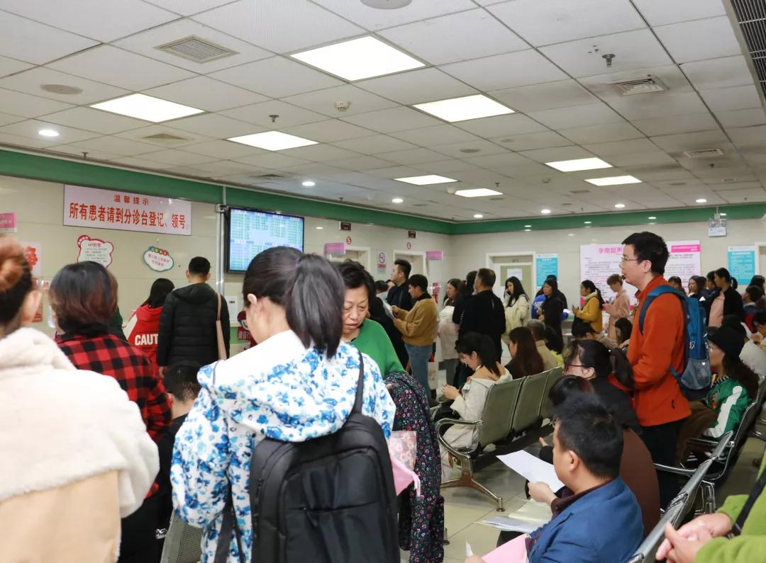 阴式超声怎么做,腹式超声和阴式超声