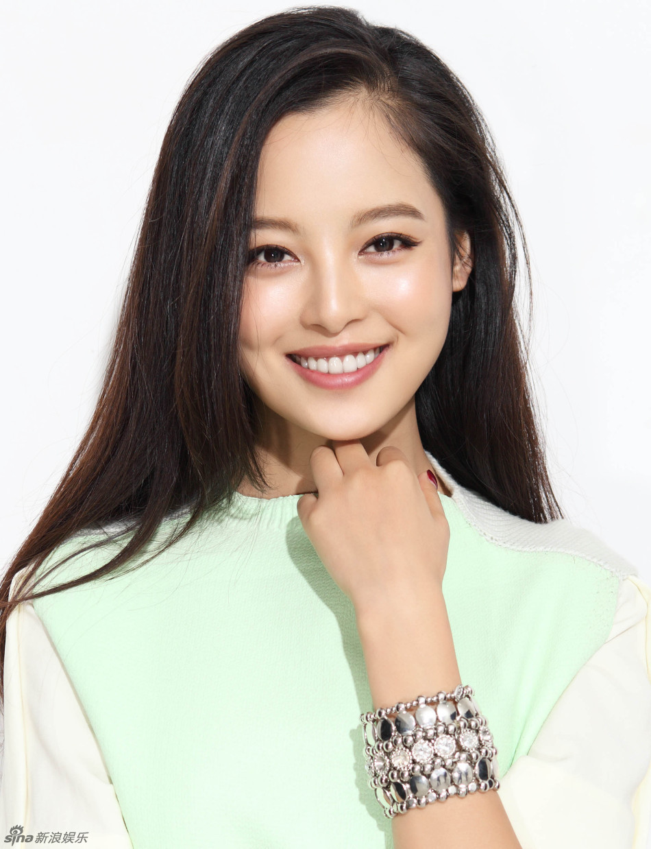 我的机器人女友辛芷蕾完整版,我的机器人女友辛芷蕾服装