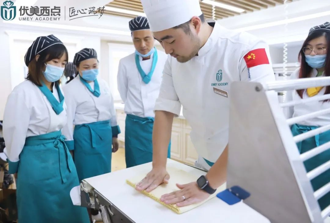 想转行学西点看你要学哪些,转行西点去哪里学最好