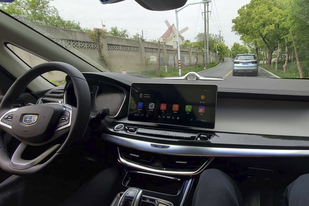 底盘好驾驶感受优秀的省油小车车,20万内值得入手的mpv试驾吉利嘉际