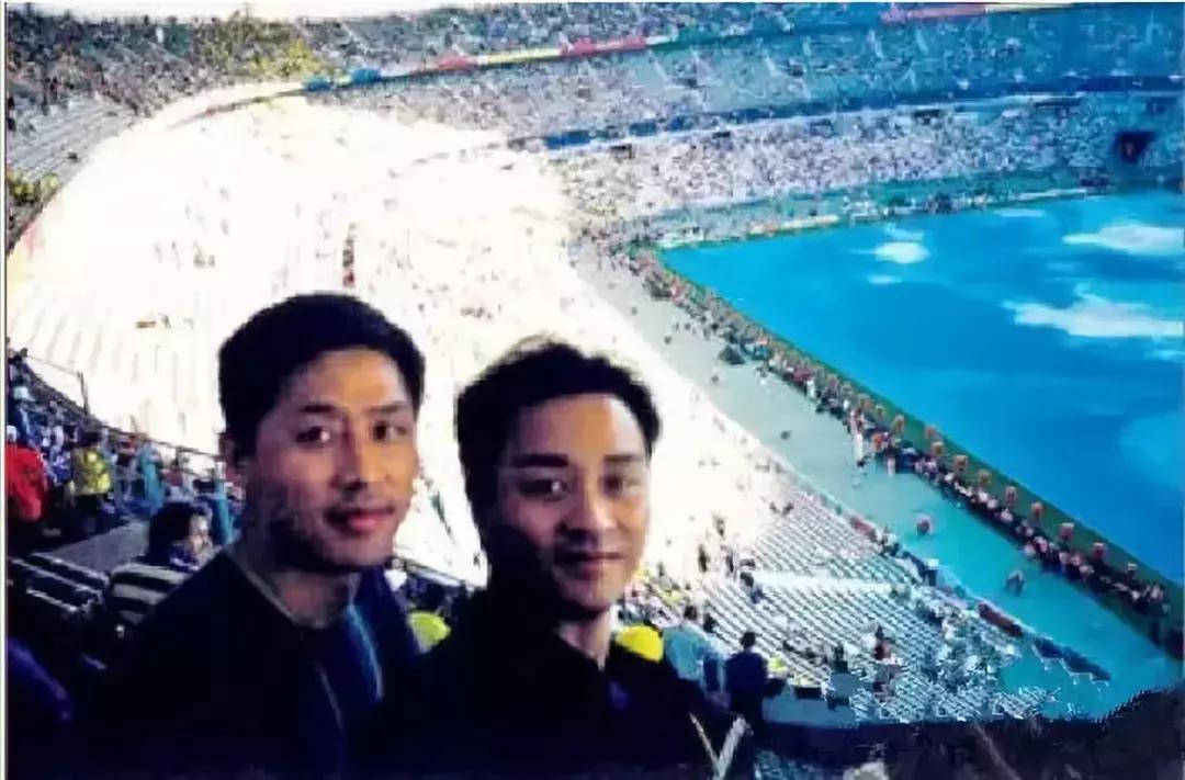 张国荣踢足球,不疯魔不成活梅兰芳素材