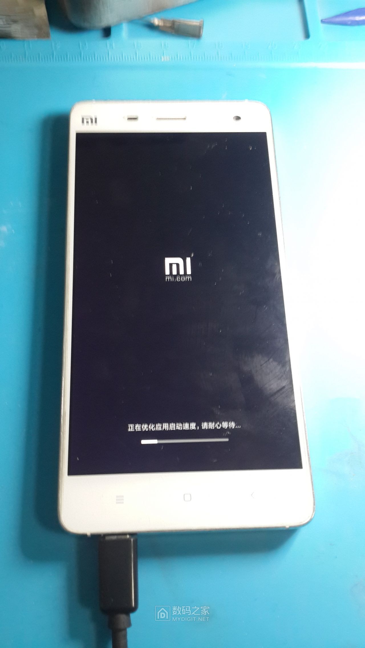 物料成本超过手机本身，小米4手机内存扩容至64G