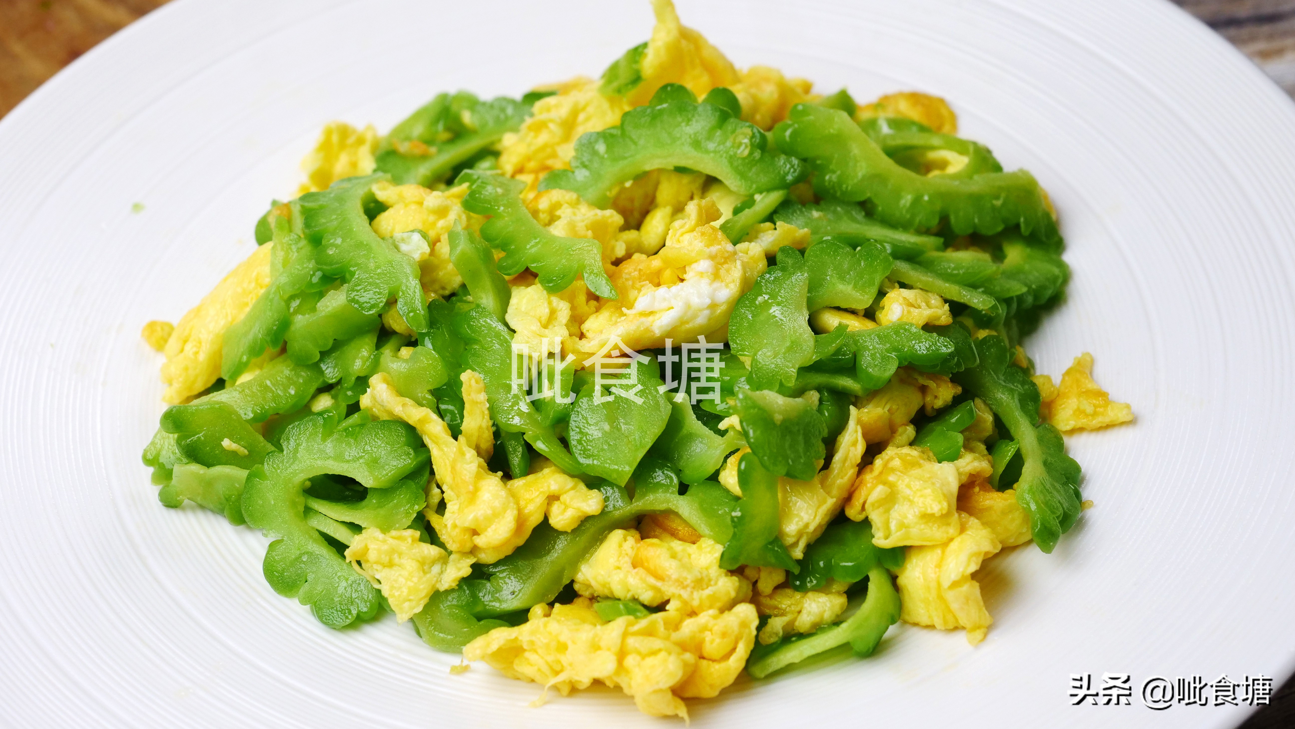 想吃苦瓜有好处吗,想生吃苦瓜怎么处理