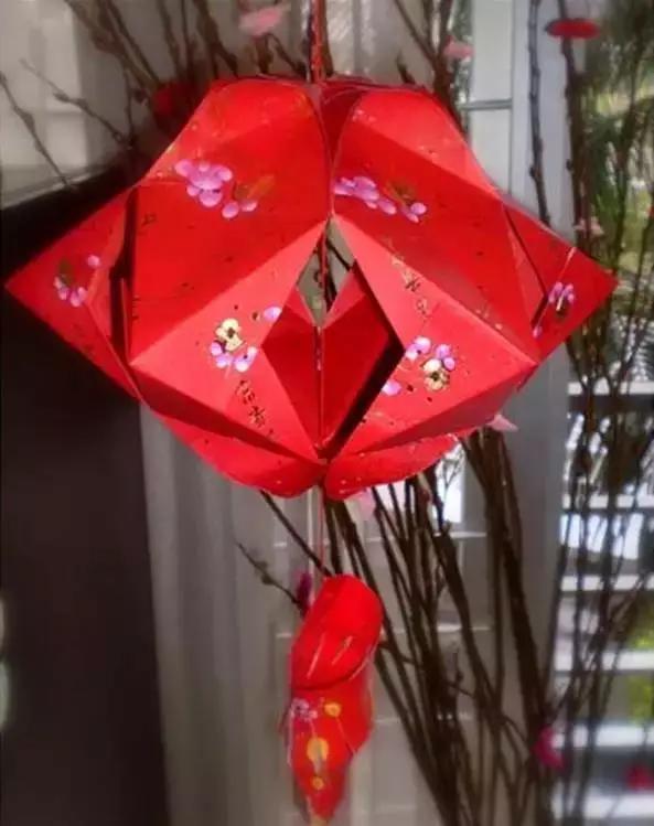 红红火火过大年买灯笼,灯笼买回家红红火火过大年