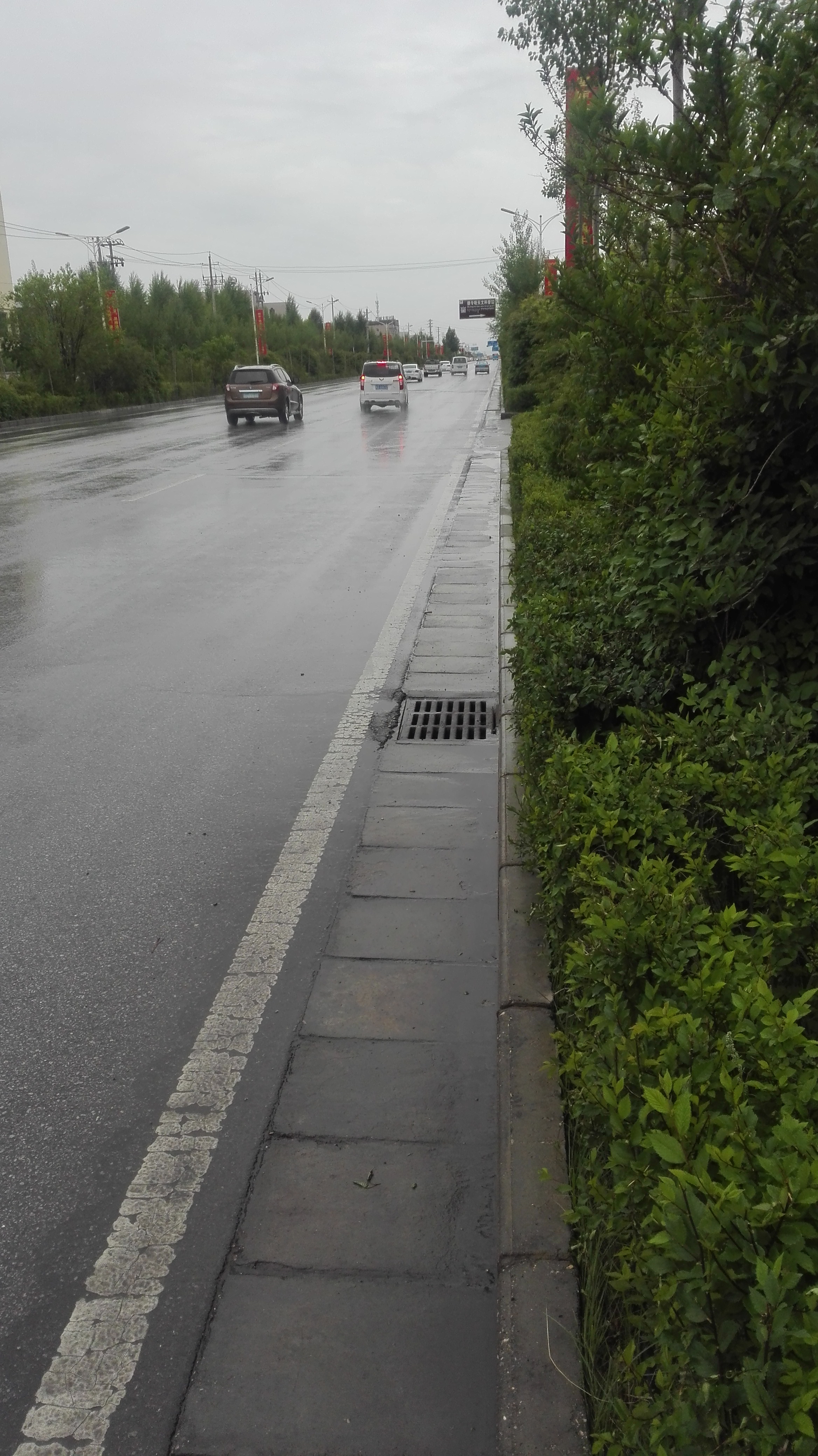 美丽的高原城市德令哈,德令哈一座安静的高原