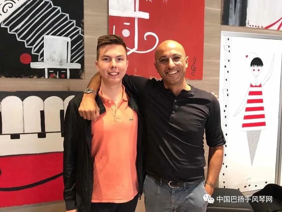 意大利BB手风琴公司将携2020年新款手风琴上海乐器展！