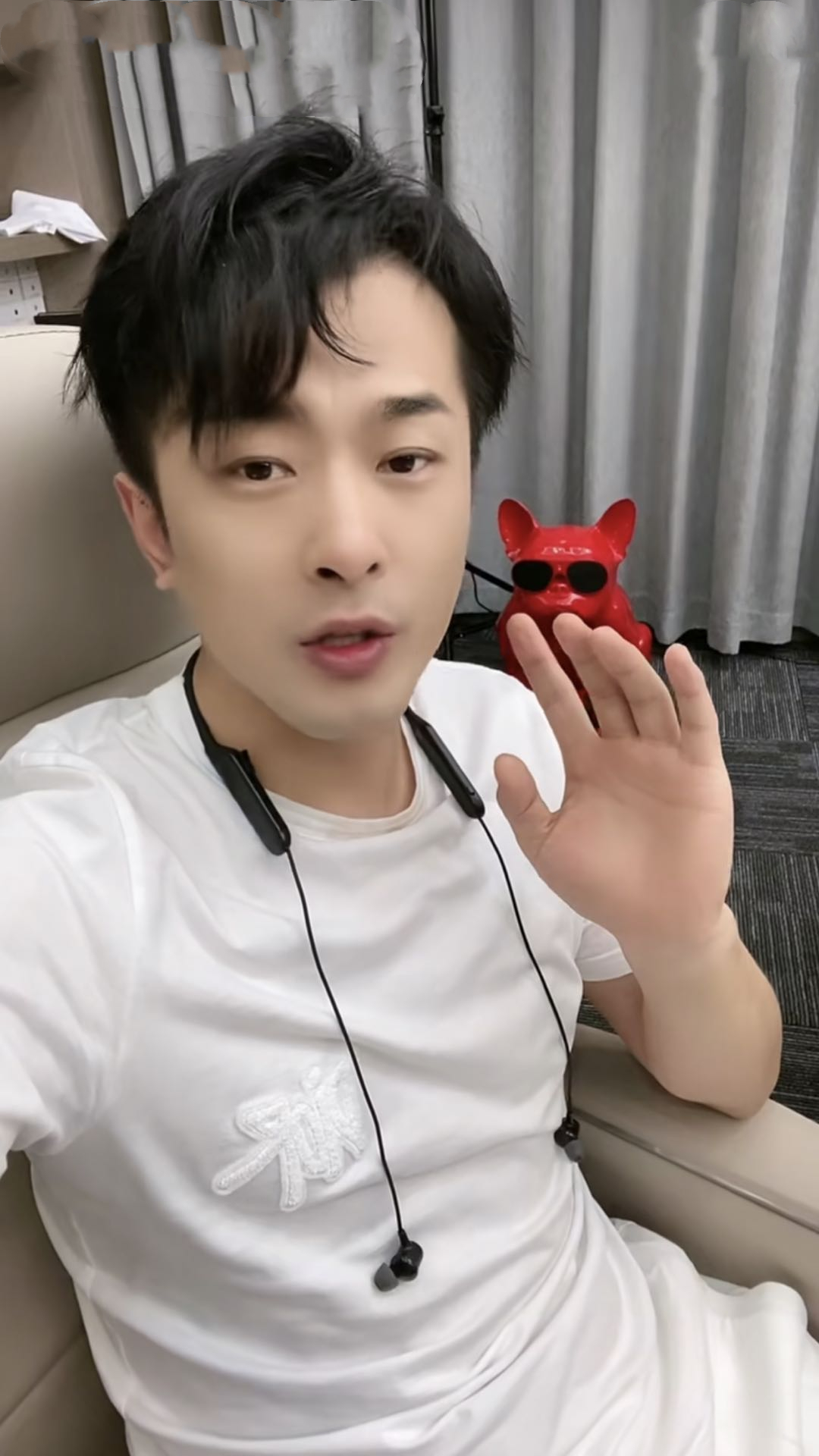 辛巴发家史真实事件,辛巴以前穷了怎么变富人