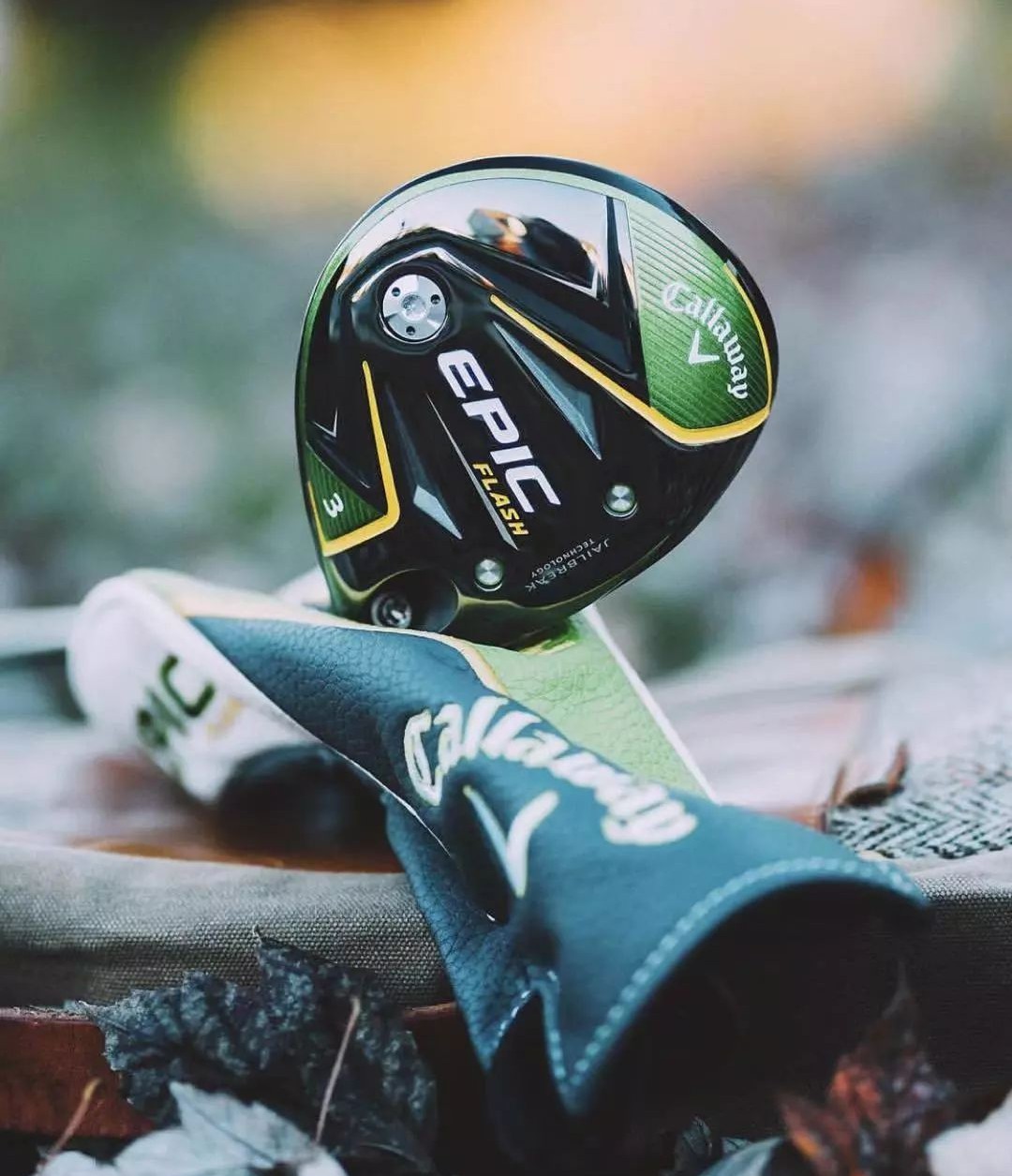 昊桐因新规丢60万；罗斯换杆后首胜；科学家大胜；高博会各种高潮