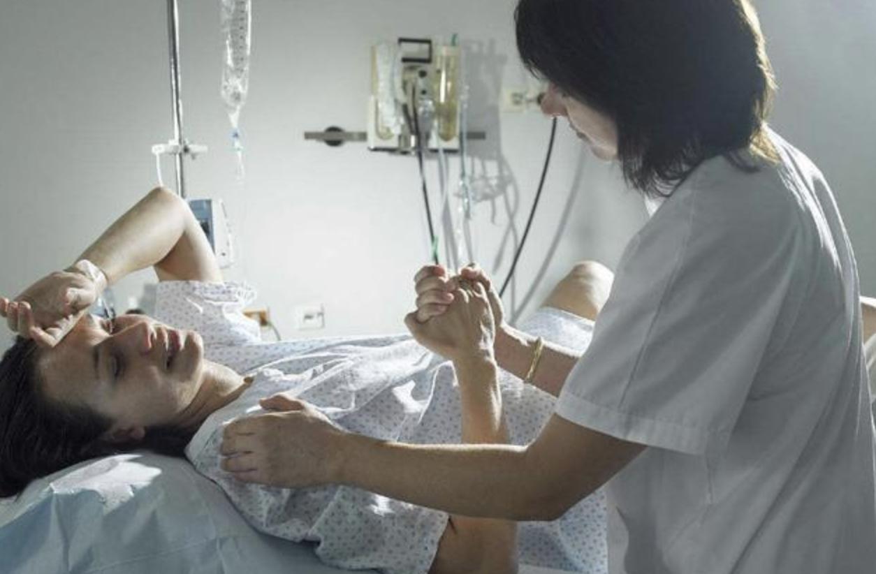 胎儿如何从子宫出来,胎儿怎么从产道里出来