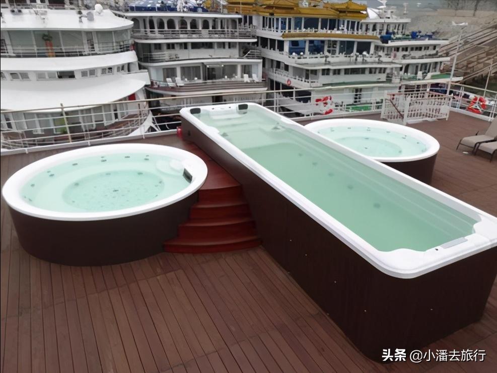 黄金6号游轮是豪华游轮吗,黄金游轮6号和7号有什么区别