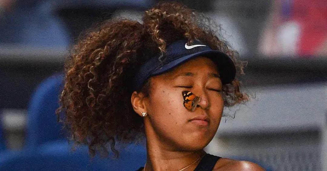 本该严肃的场合经常忍不住笑,本来是严肃的事情结果变成了笑料