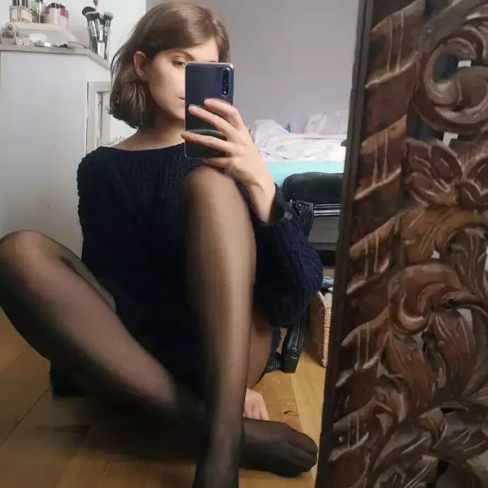 最先穿丝袜的国家,最早穿丝袜的人