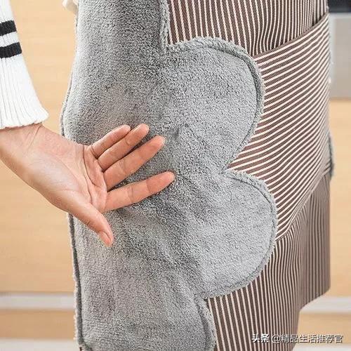 如何清洗沾满油污的围裙,不沾水不沾油的围裙还可以擦手