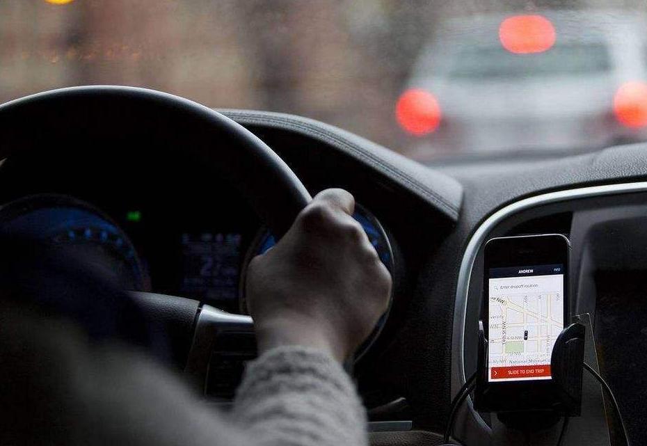 怎样利用自家私家车赚钱,上班族私家车赚钱最新方法