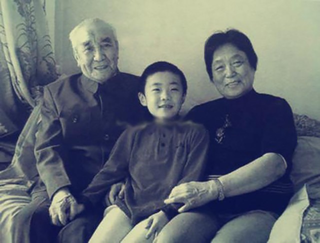 江腾蛟妻子:为丈夫求情四处奔走,晚年定居太原以18级行政离休