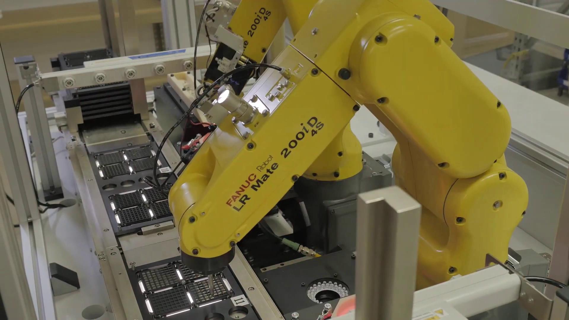 库卡是工业机器人吗,库卡机器人有多牛