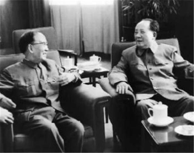 揭秘:一块陪伴毛*东泽**31年的欧米茄手表