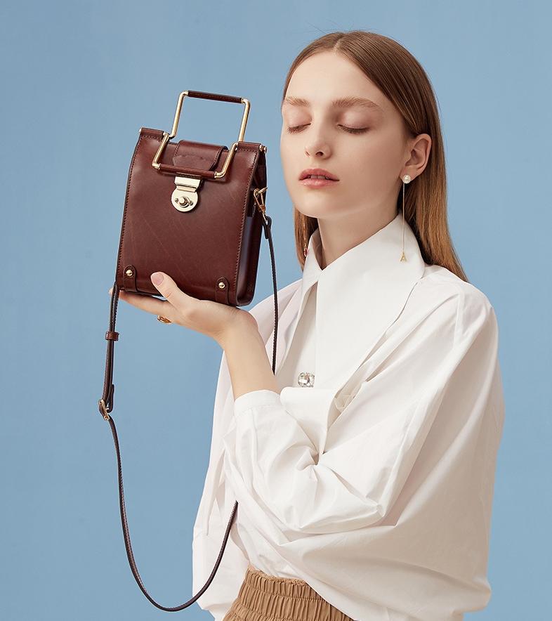 小ck包哪个款式比较出名,像小ck一样的小众包品牌