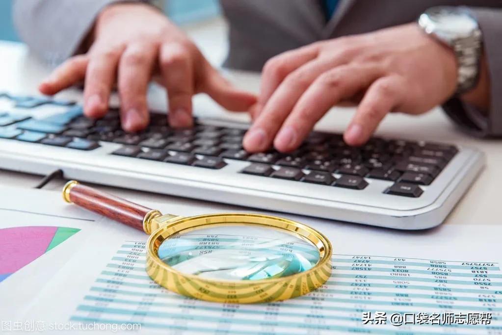 当下最热门的大学专业有哪些,一本大学专业排名十大热门专业