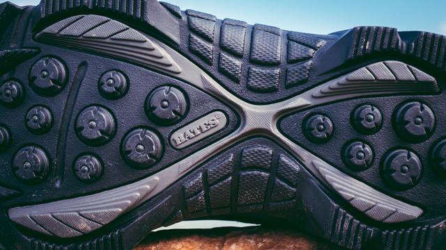 户外达人穿搭,战术靴冬季测评