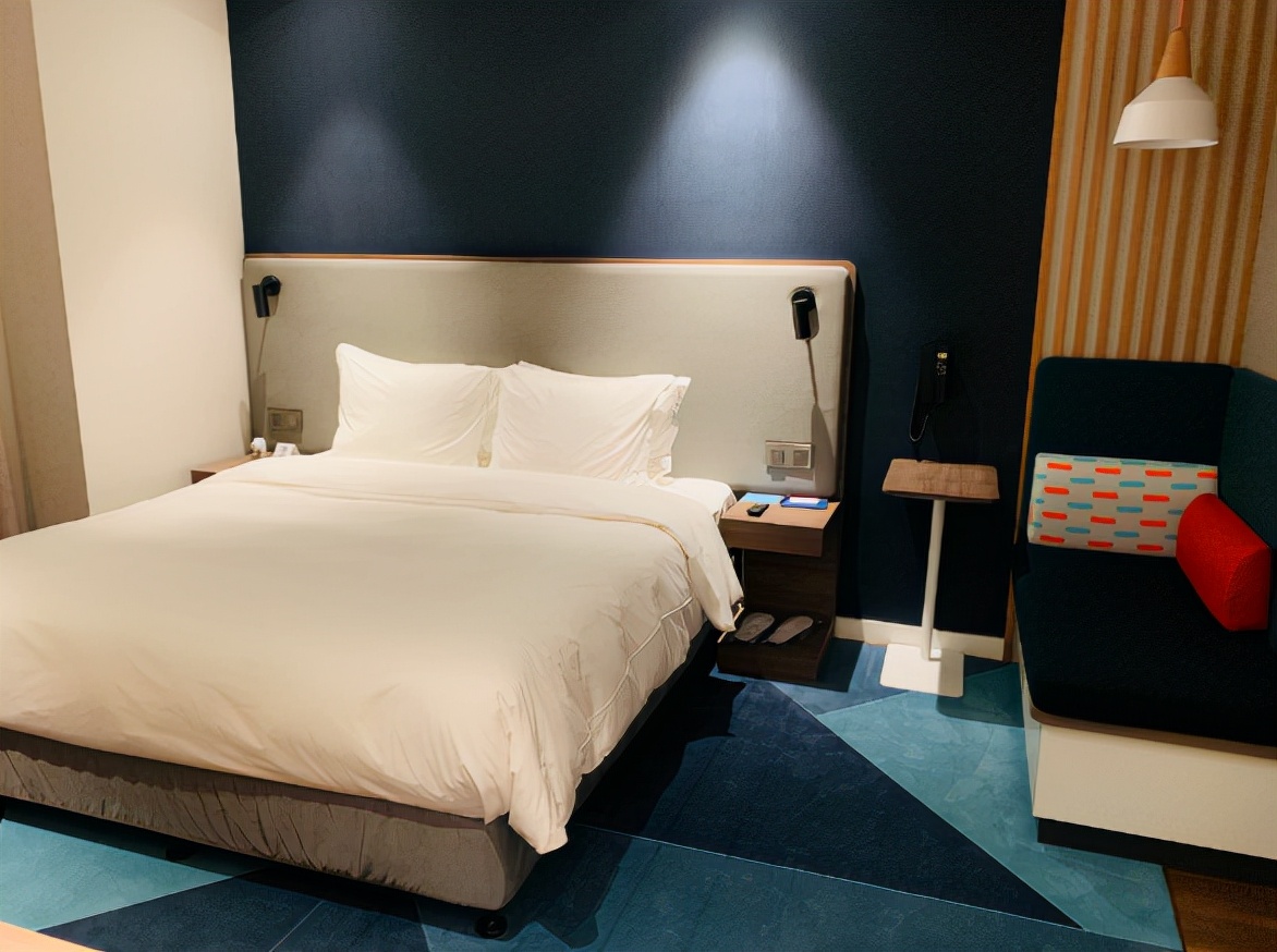 为什么情侣房的床是圆的,为什么情侣酒店都是用圆床