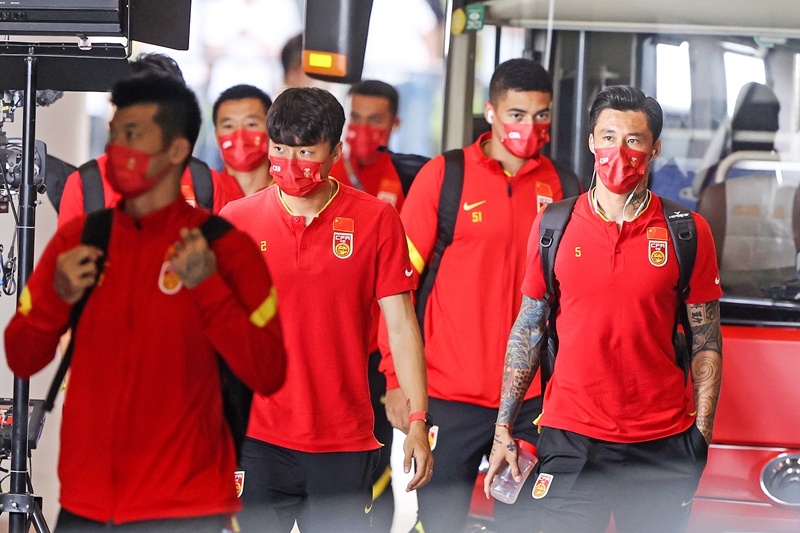 包吃、包住、如果再包输，国足不得被喷死，叙利亚半夜都得笑醒