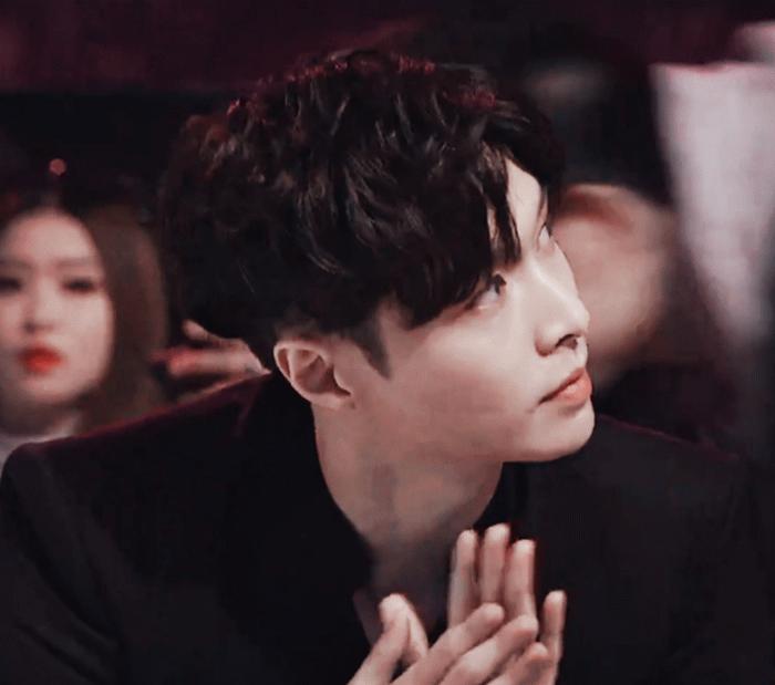 最近男明星代言护肤品,明星代言化妆品为什么不抹脸上