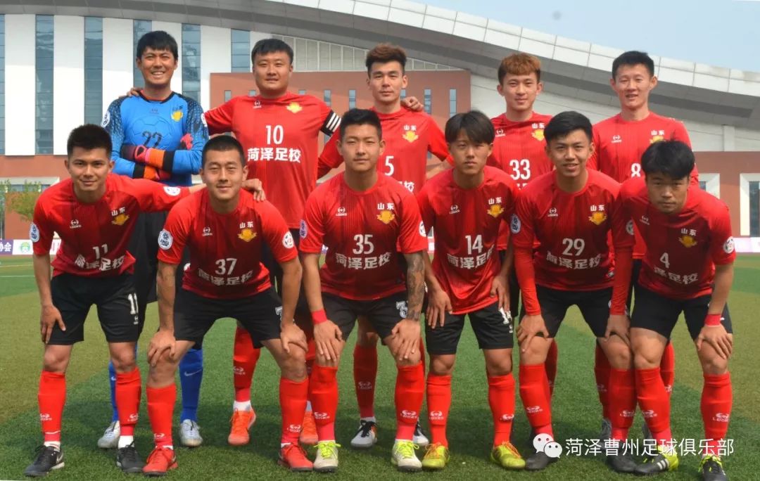 市体育局局长史长华亲临东营为曹州队加油助威,曹州队3:1胜对手