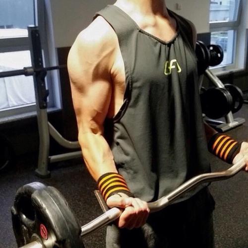 为什么对于减肥的人来说，选择全脂奶比脱脂奶好？