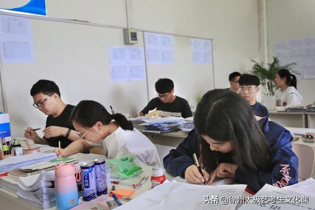 艺考怎么缓解紧张表演生,艺考考试紧张怎么缓解吃什么药