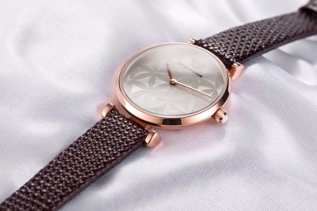 我带了好几万去阿玛尼，你告诉我不需要？！