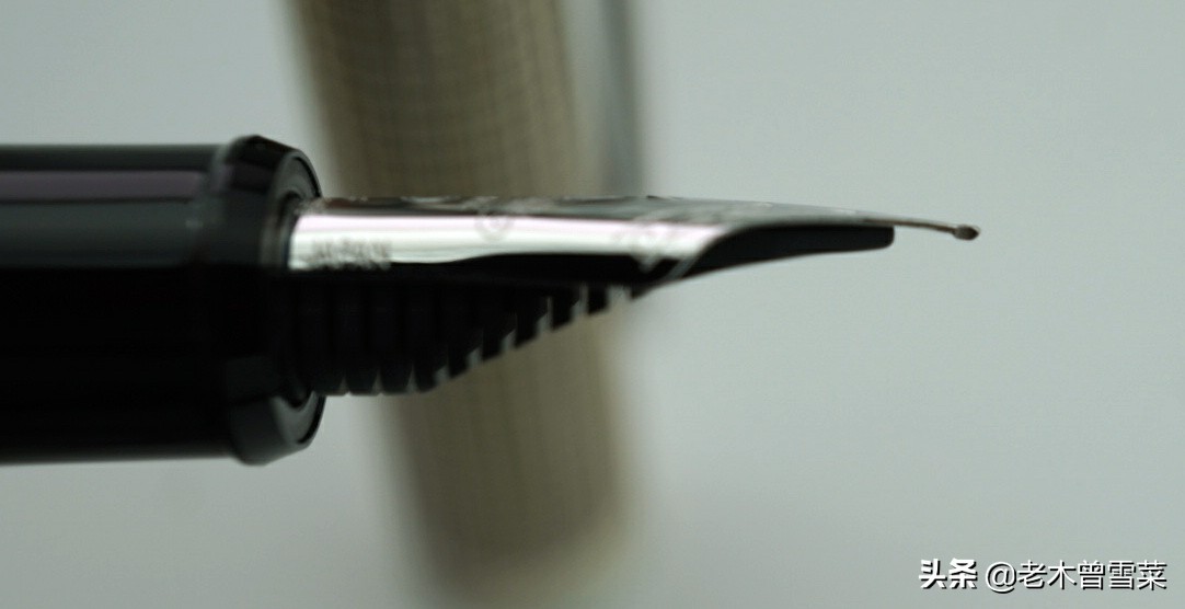 1910-1949年发行的钢笔,英雄钢笔90周年纪念款金色18k