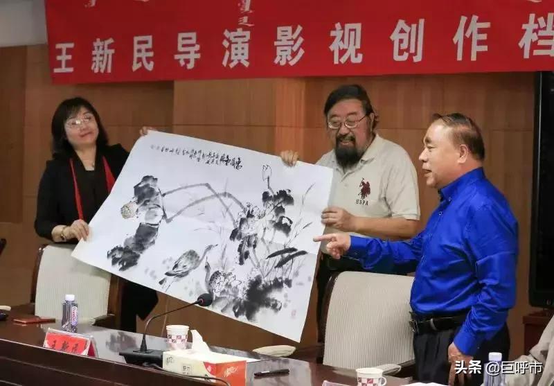 关于内蒙古电视发展史的这些珍贵档案,被他全部捐赠出去