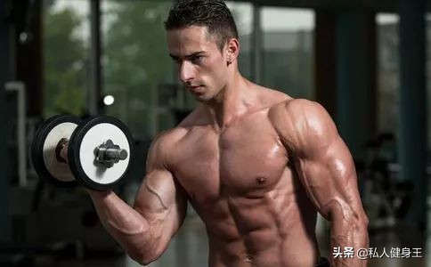 4个手臂训练动作,简单高效,每周练2次,教你快速增大手臂围度