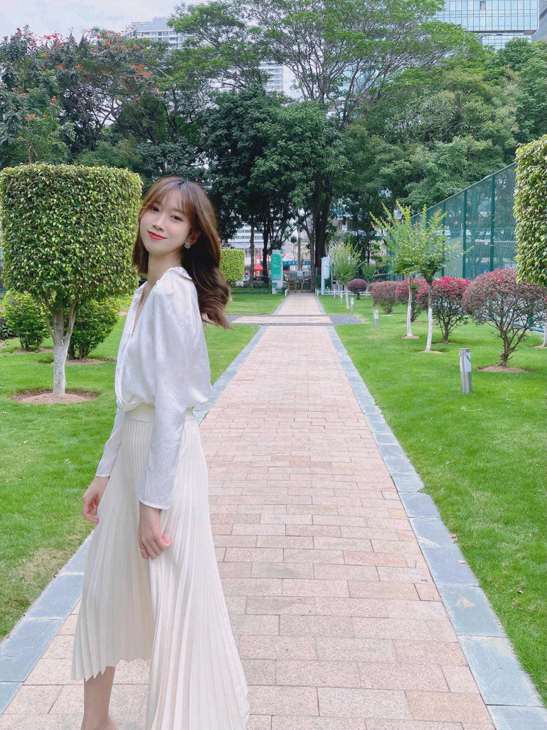 试试这些半身裙搭配,半身裙搭配上衣推荐胖子