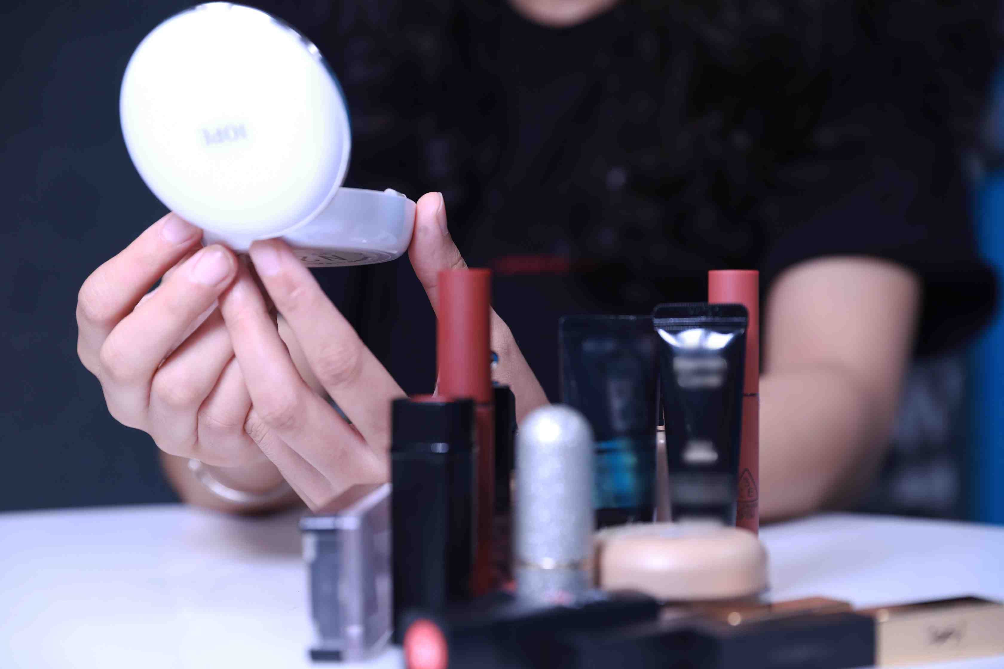 化妆品导致过敏给不给退,化妆品过敏店家不退怎么办