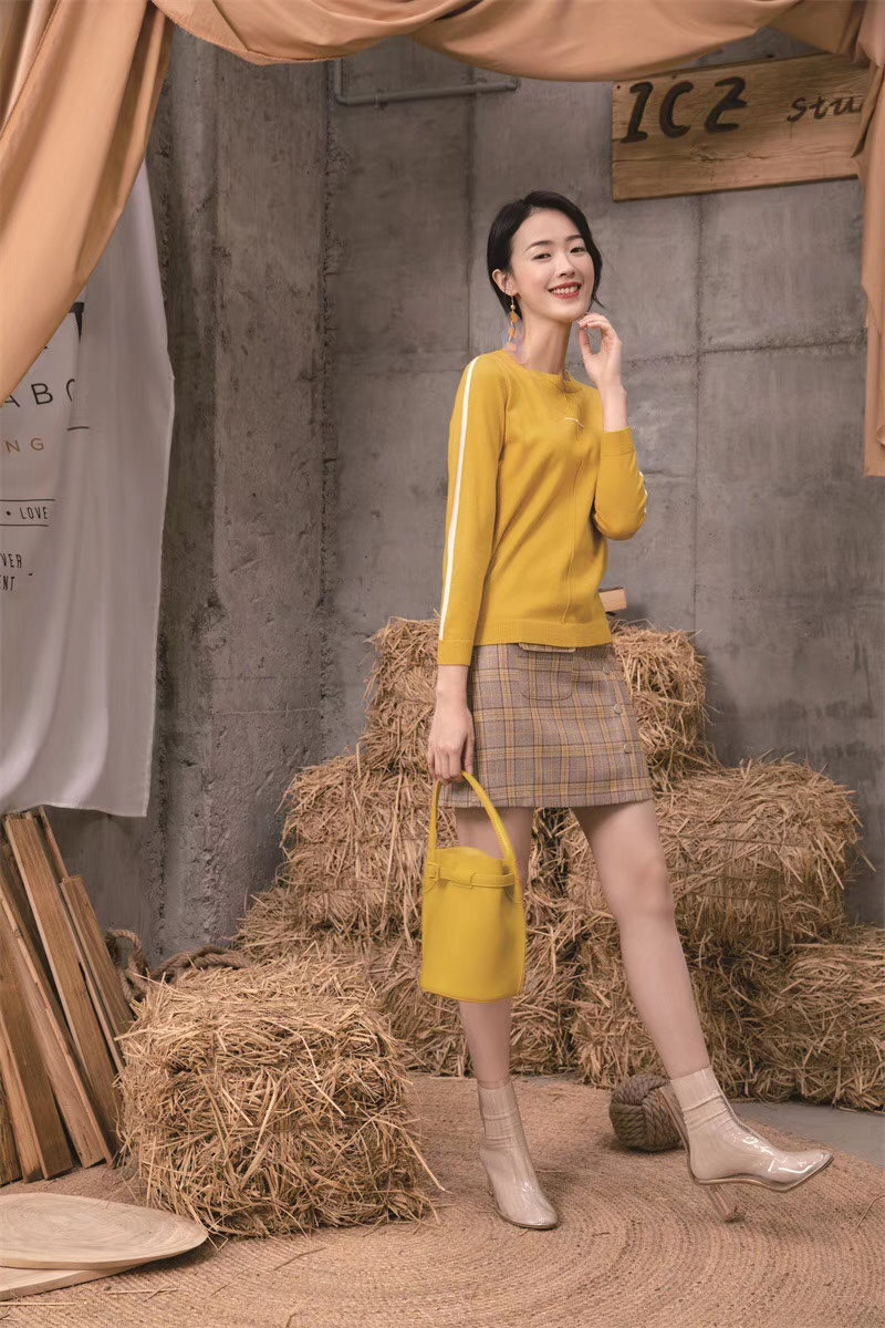 布根香女装尾货挑款,布根香女装冬季清仓