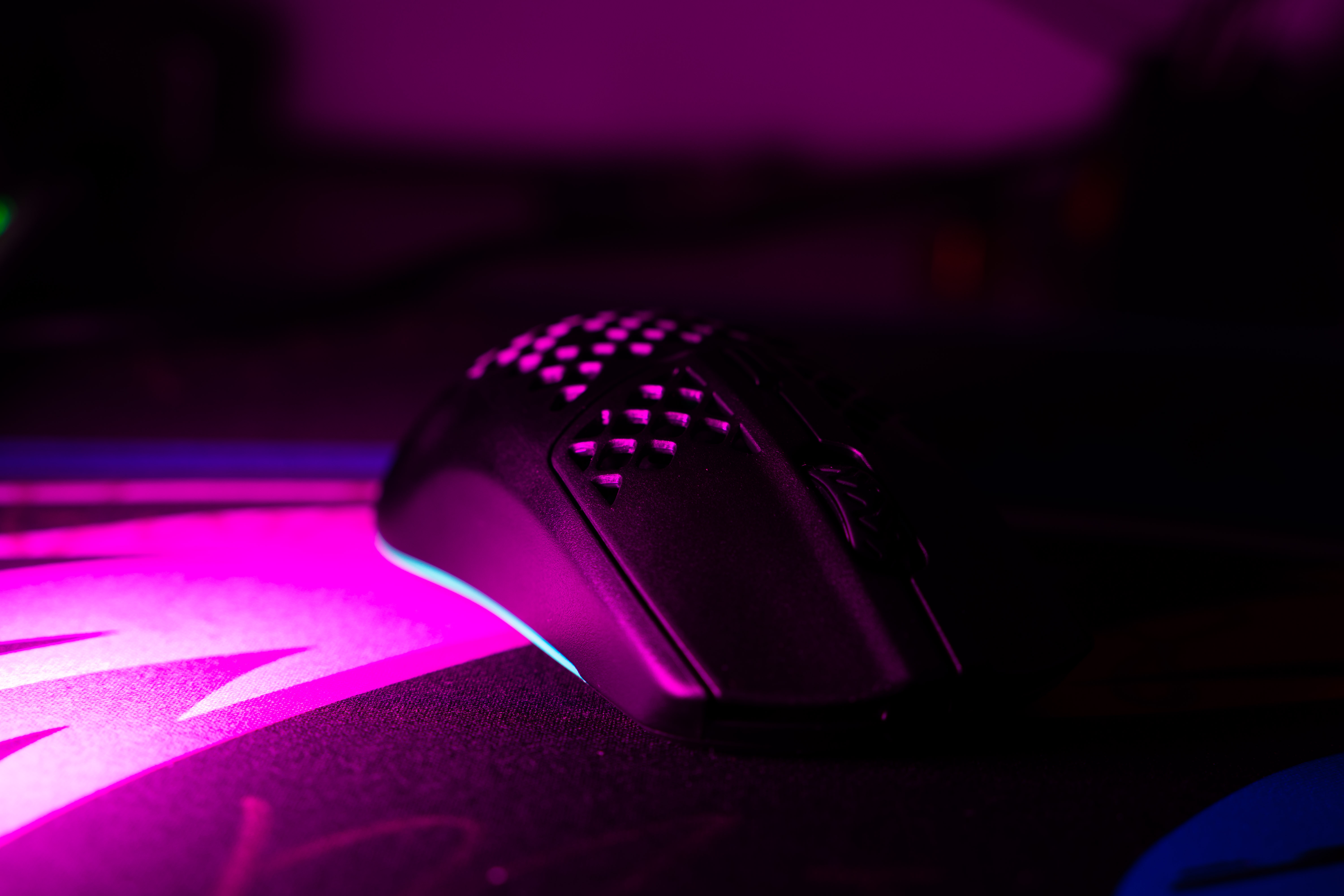 轻量化+无线=赛睿Aerox3Wireless