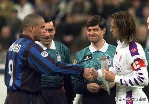 冠军最少的足球球星,夺得金球奖次数最多的十大球星