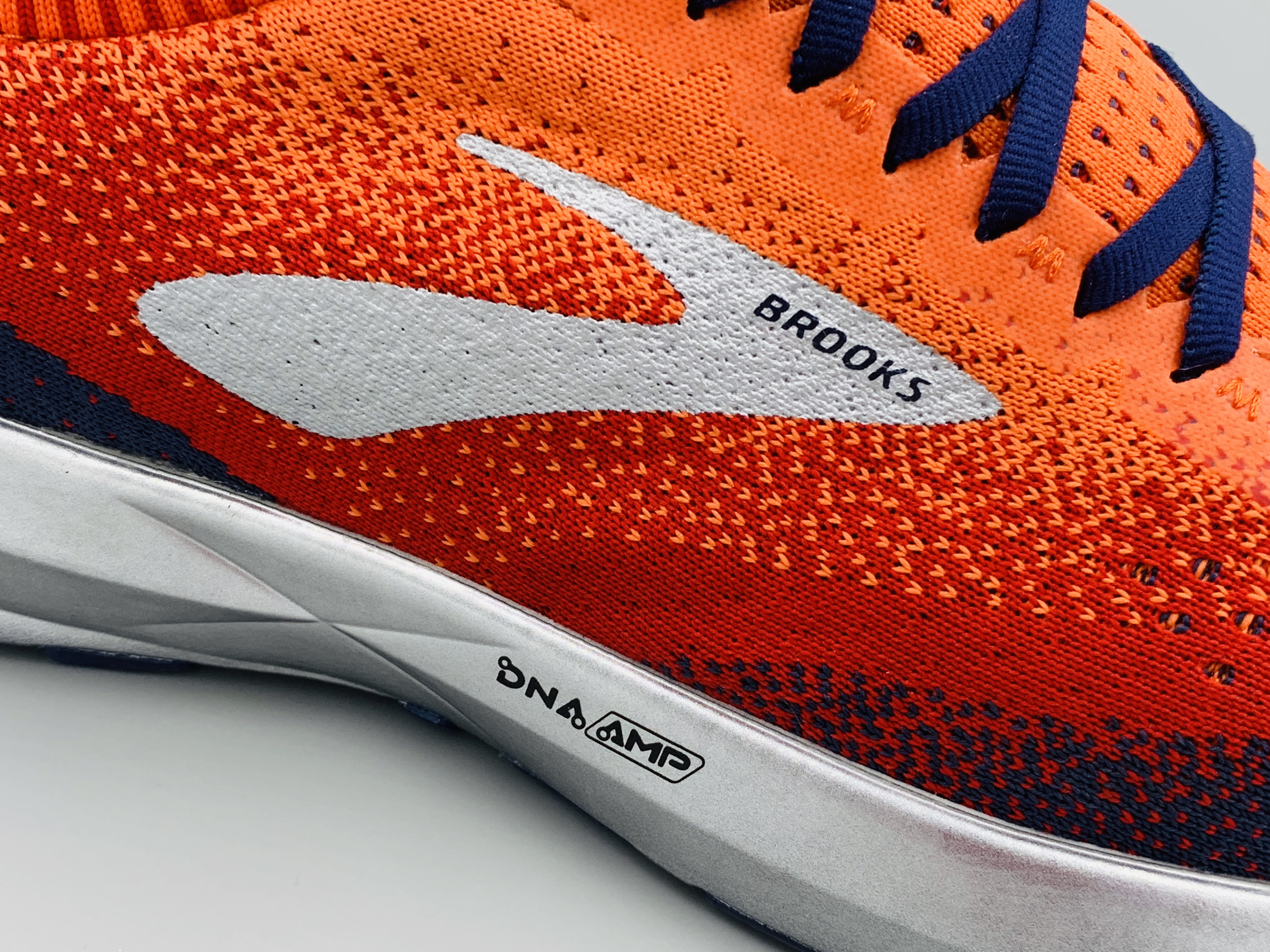 brooks布鲁克斯的鞋子,布鲁克斯brooks钉鞋测评