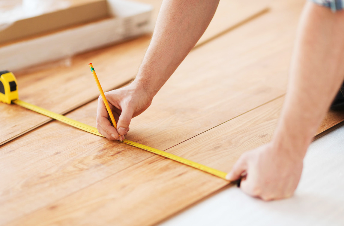 旧木地板拆掉换新的,旧木地板打蜡还是撬掉重铺