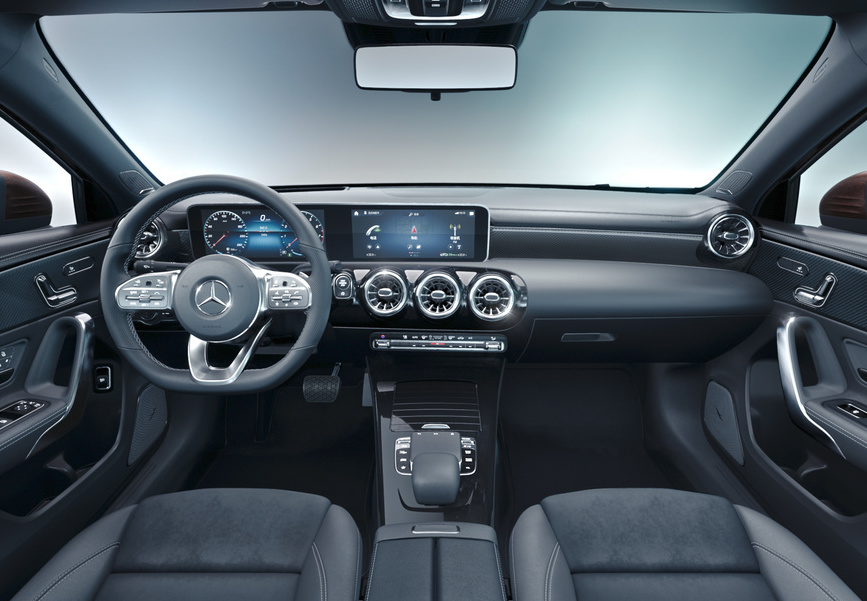 奔驰a级跟c级的优劣势,奔驰a级通病有哪些