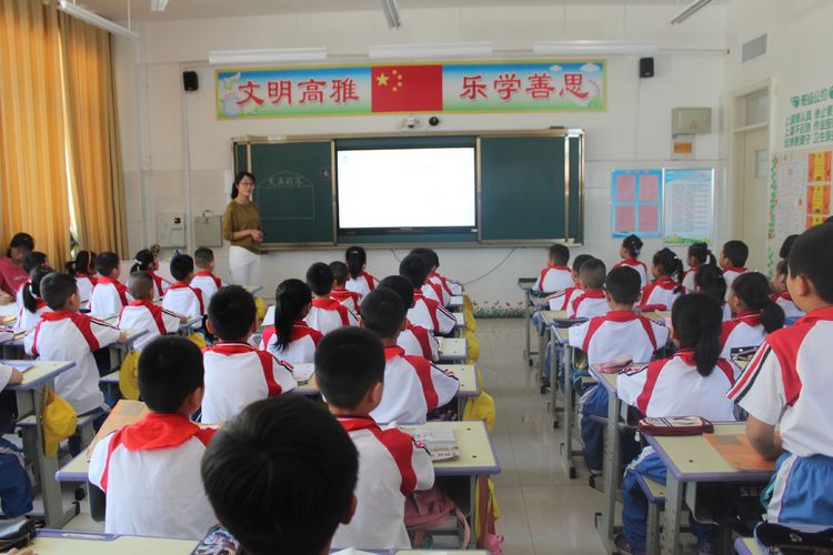 抓基础促规范,抓教学常规管理促教学质量提高