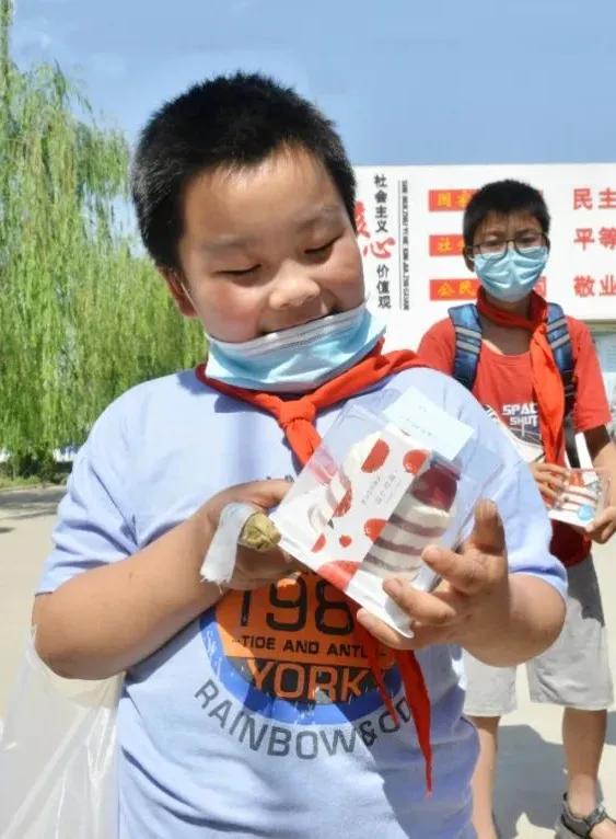 学安全圆梦想进校园——鹤壁市公安局庆六一主题活动