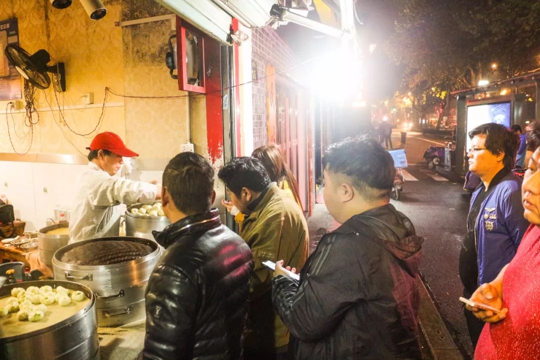 晚上12点后还营业的美食店,晚上10点后还营业的饭店