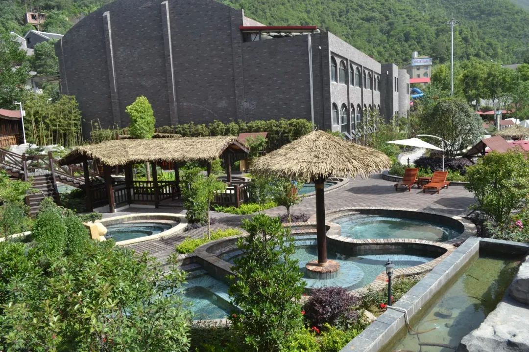 十堰旅游吃什么,十堰又能吃又能玩的地方