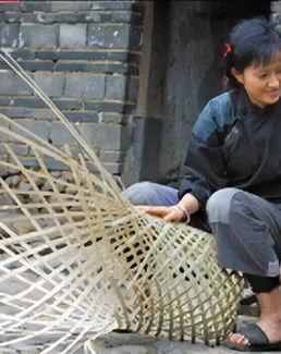 客家女人等男人的故事,客家女人嫁外地男人的电视剧