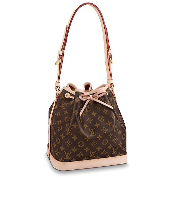 会背水桶包的人,会背奢侈品包包