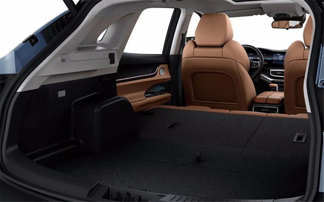 奇瑞新能源蚂蚁、风神奕炫赛道版、标致新款508L都上市了