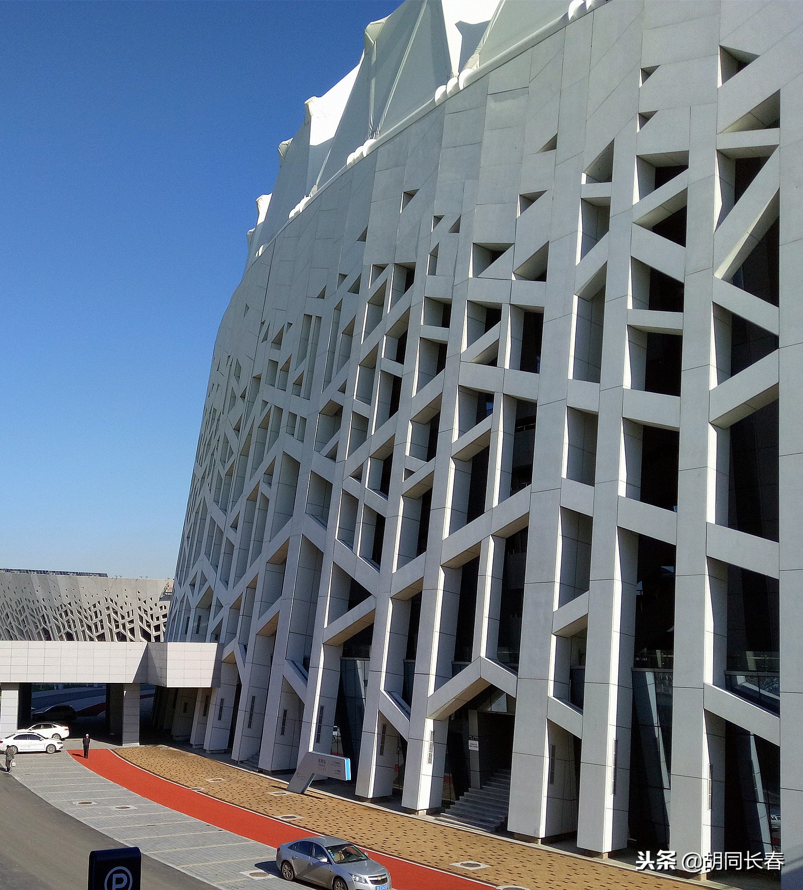 闀挎槬濂ユ灄鍖瑰厠鍏洯鐢板緞鍥剧墖,闀挎槬濂ユ灄鍖瑰厠涓績鎷嶆憚